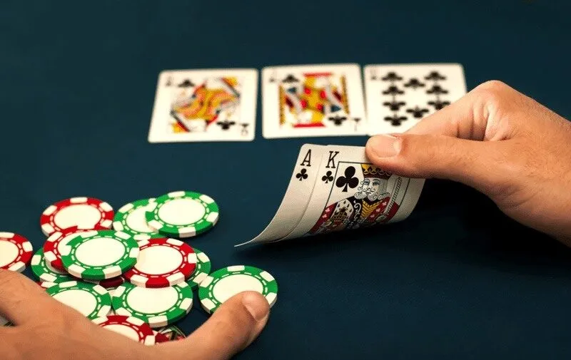 Nhận biết khi đối thủ xì dách - Chiến lược quan trọng 