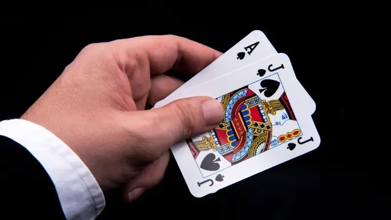Phân biệt Xì Dách và Blackjack có điểm gì giống và khác nhau?